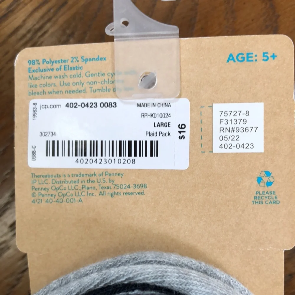 New Boy’s Thereabouts 10 pair low cut socks.  Size L 3-10. Age 5+.